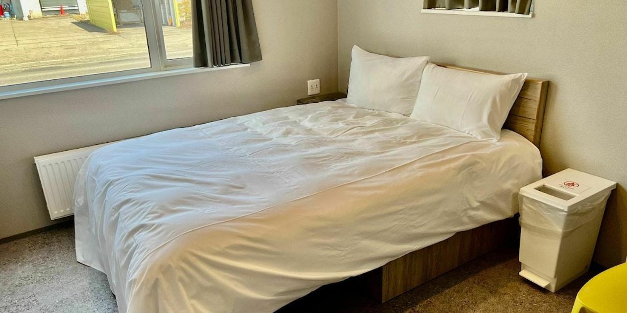 Qfox Ruby Hotel Нісеко Екстер'єр фото